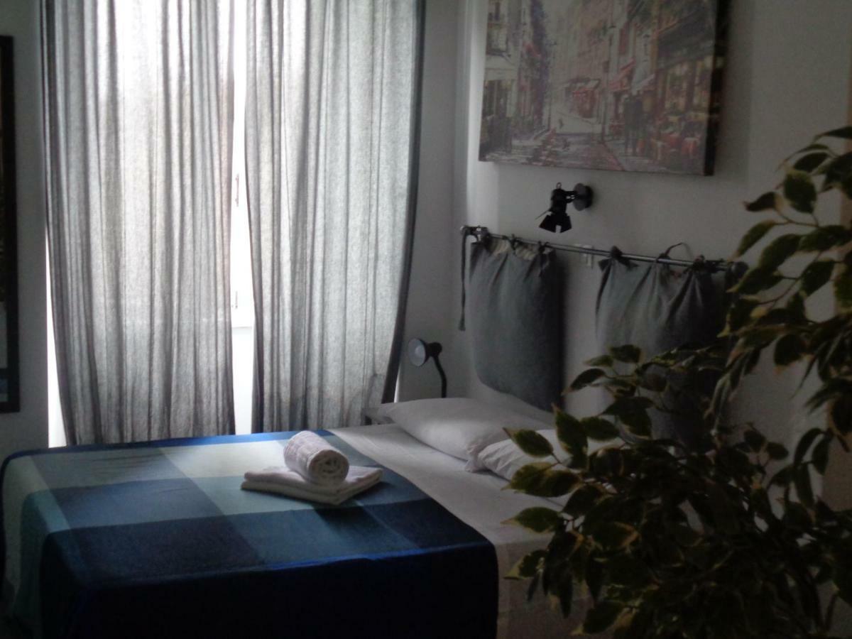 Casa de hóspedes T C Rms Roma